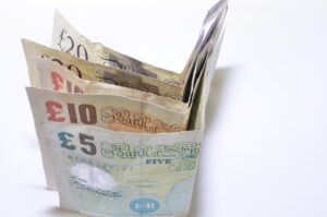 Grafico che mostra l'andamento dei tassi di interesse sui conti deposito.